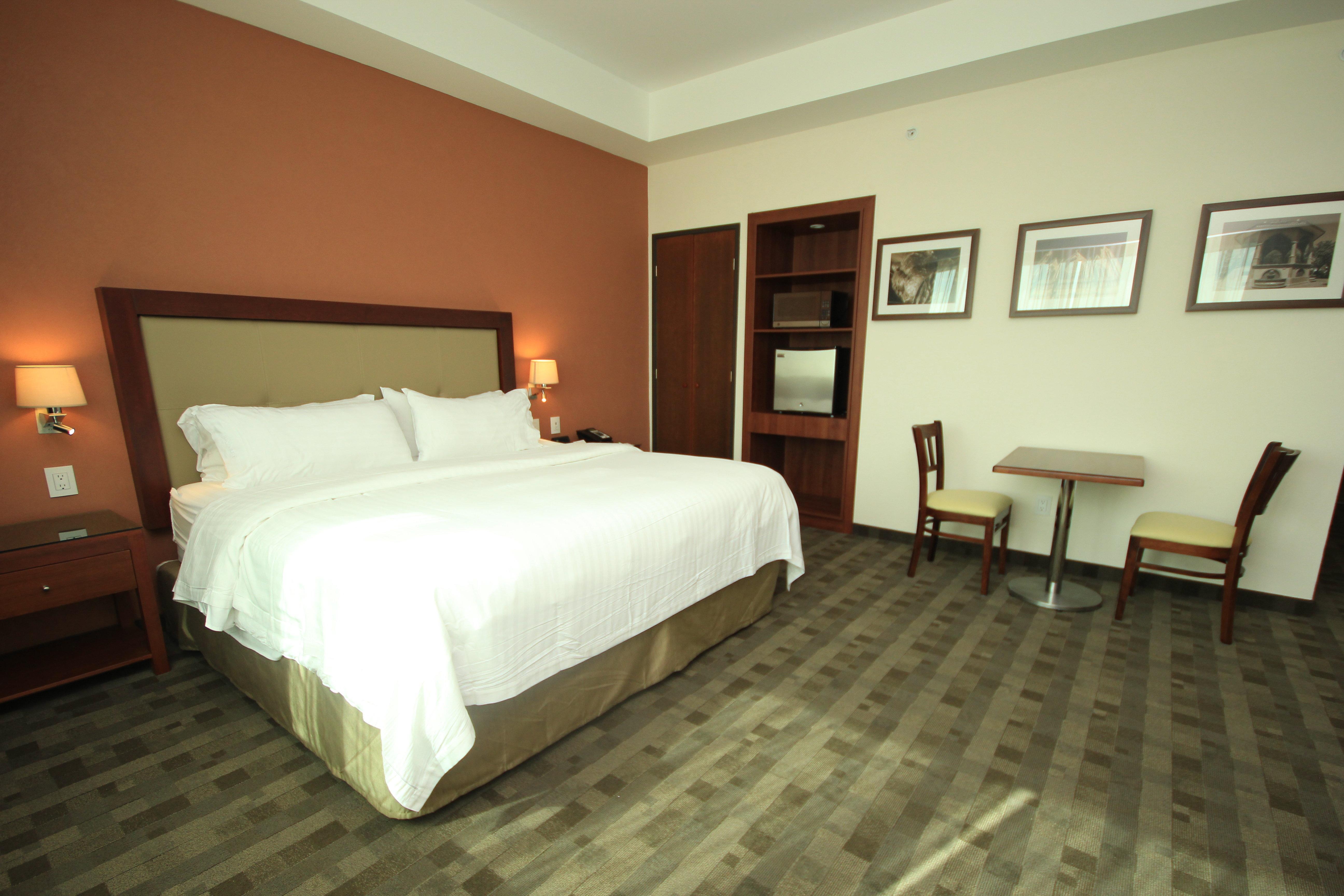 Holiday Inn&Suites Plaza Mayor, an IHG Hotel León Exterior foto